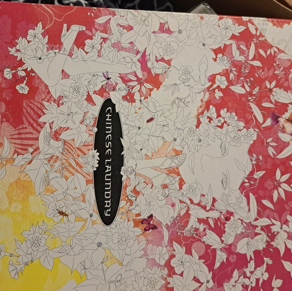 Heels - Picture 1 of 4